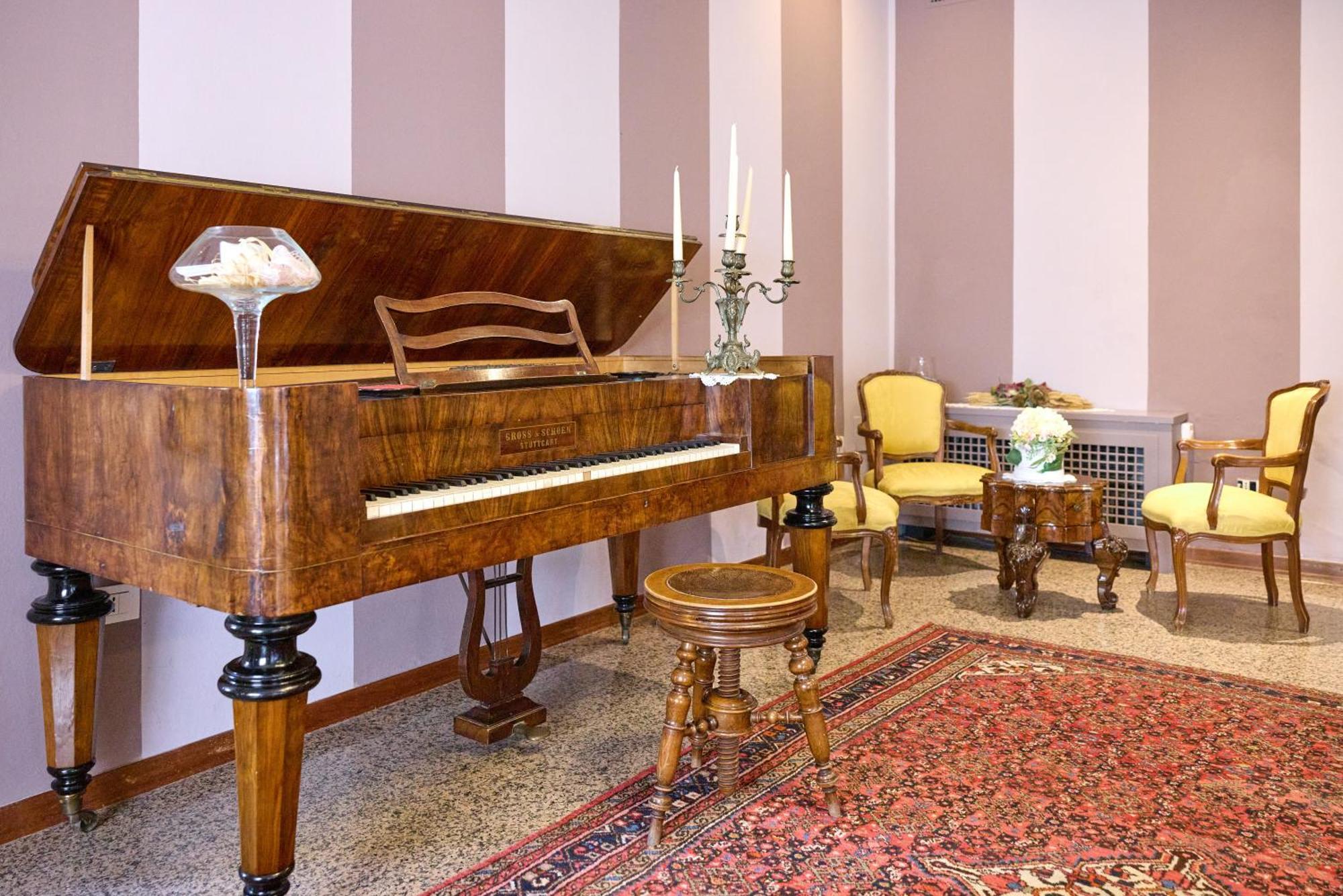 Lake Front Hotel Brenzone Экстерьер фото