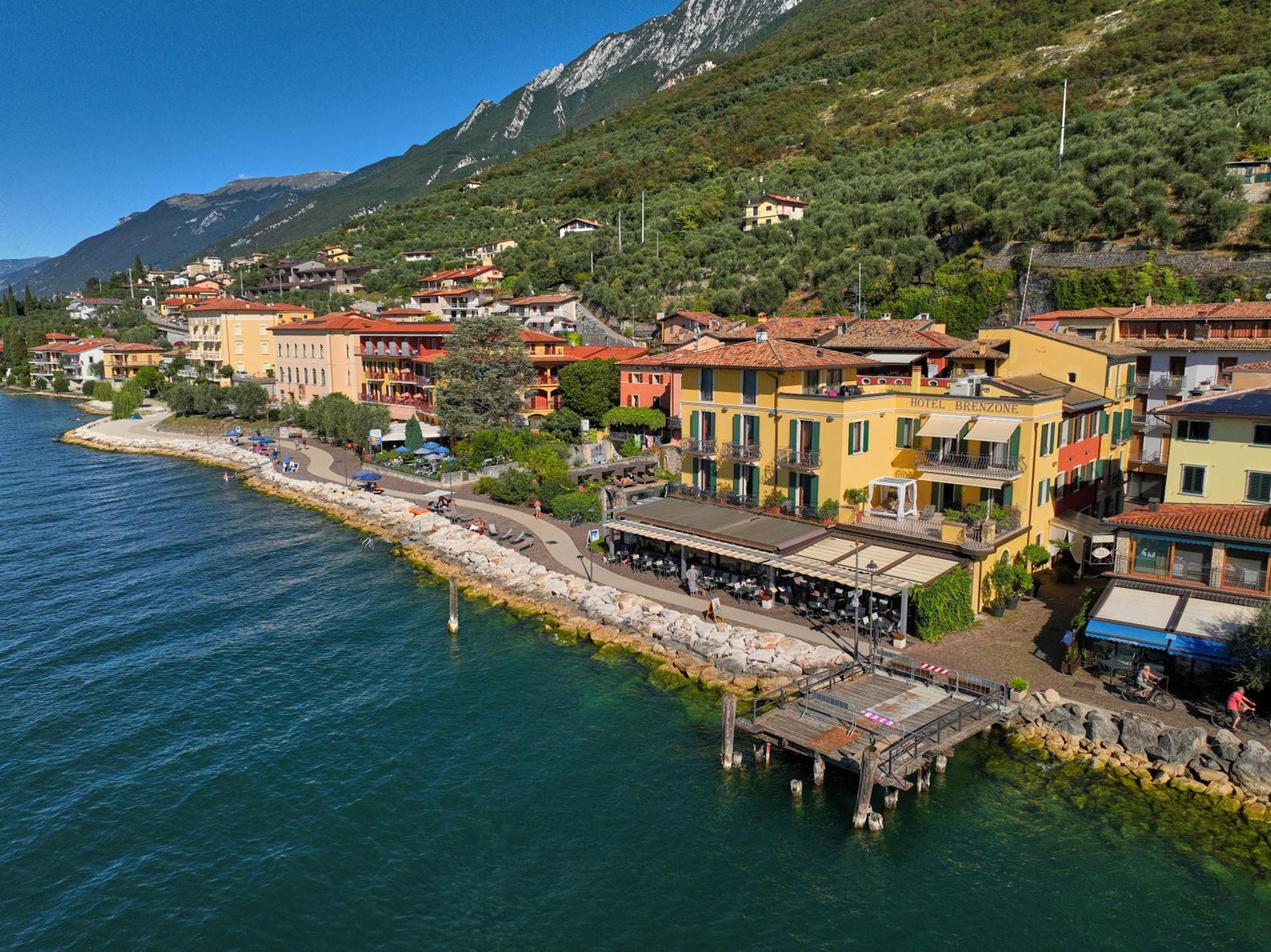 Lake Front Hotel Brenzone Экстерьер фото